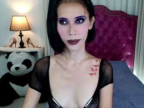 bellaUtops online show from 11/26/25, 12:28