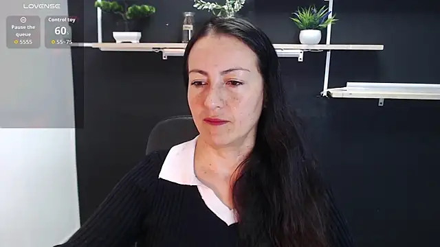Lauryn Jones online show from 05/14/26, 05:31