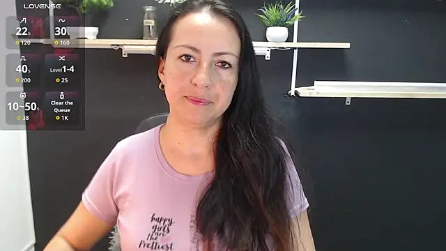 Lauryn Jones online show from 05/20/26, 06:14