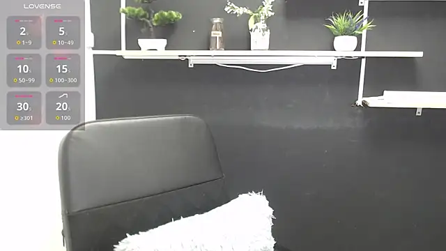 Lauryn Jones online show from 06/06/26, 05:17