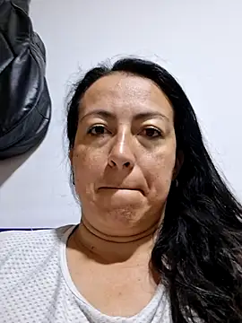 Lauryn Jones online show from 06/30/26, 03:07