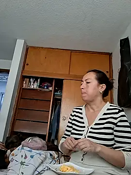 Lauryn Jones online show from 07/07/26, 04:22