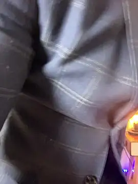 Snapshot of Chris_Clarck chatting on 12/18/25, 08:15 Chris Clarck online show from 12/18/25, 08:15