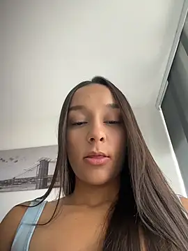 Brunettecollins05 online show from 06/11/26, 06:39