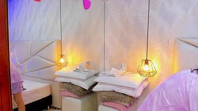 laurettedela rouse online show from 12/03/25, 10:57