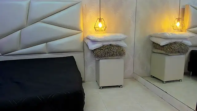 laurettedela rouse online show from 12/16/25, 11:26