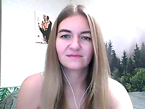 Snapshot of CandyOLimeX chatting on 11/05/25, 09:48 CandyOLimeX online show from 11/05/25, 09:48