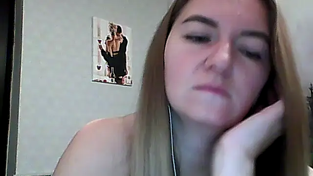 Snapshot of CandyOLimeX chatting on 11/28/25, 10:23 CandyOLimeX online show from 11/28/25, 10:23