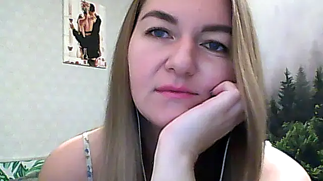 Snapshot of CandyOLimeX chatting on 11/29/25, 10:57 CandyOLimeX online show from 11/29/25, 10:57