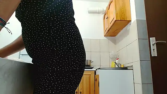 Snapshot of CharmingPearl chatting on 11/29/25, 08:50 CharmingPearl online show from 11/29/25, 08:50