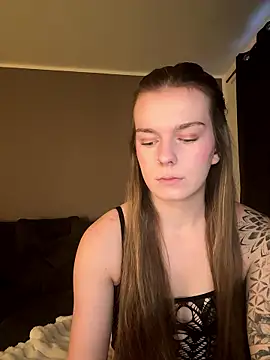 Snapshot of LisaFreierxx chatting on 01/13/26, 03:06 LisaFreierxx online show from 01/13/26, 03:06