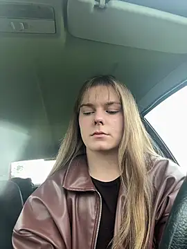 LisaFreierxx online show from 05/06/26, 01:16