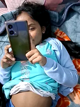 Snapshot of bablu_b chatting on 11/10/25, 03:11 bablu b online show from 11/10/25, 03:11