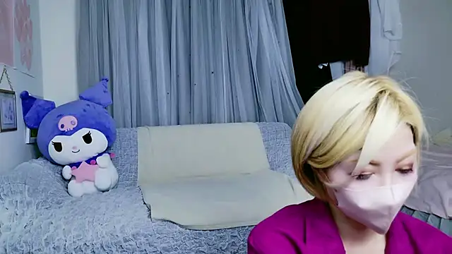 yuria 75075000 online show from 11/26/25, 02:29