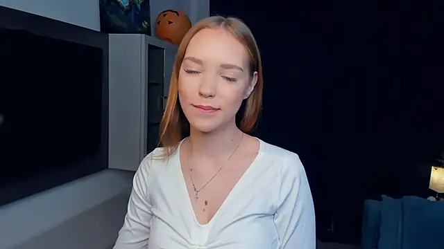 MerlePalaia online show from 11/10/25, 09:03