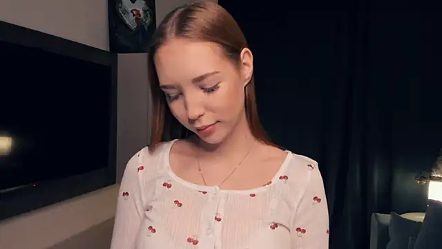 MerlePalaia online show from 11/14/25, 09:02