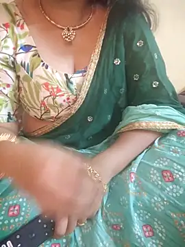 mouni499 online show from 05/17/26, 01:40