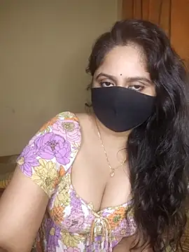 mouni499 online show from 07/28/26, 08:34