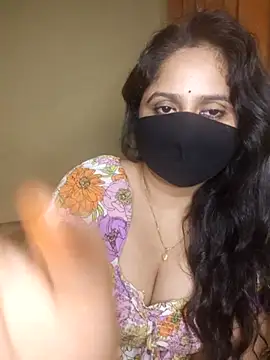 mouni499 online show from 07/28/26, 08:52