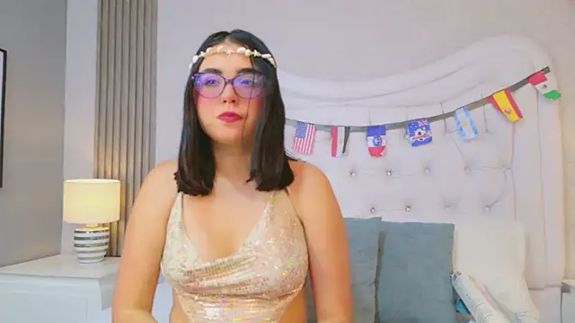 Snapshot of ScarlettPetrova chatting on 06/27/26, 04:12 ScarlettPetrova online show from 06/27/26, 04:12