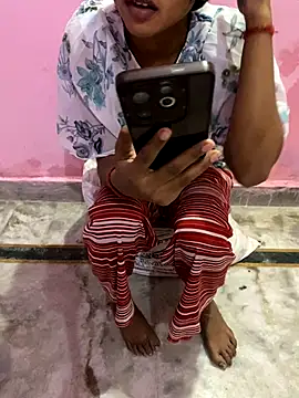 Snapshot of Hina_baby3 chatting on 11/02/25, 03:47 Hina baby3 online show from 11/02/25, 03:47