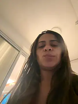 Snapshot of Cloe_Brasil_2026 chatting on 11/02/25, 12:57 Cloe Brasil 2026 online show from 11/02/25, 12:57