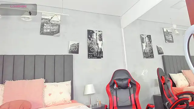 kendra london online show from 05/22/26, 11:05