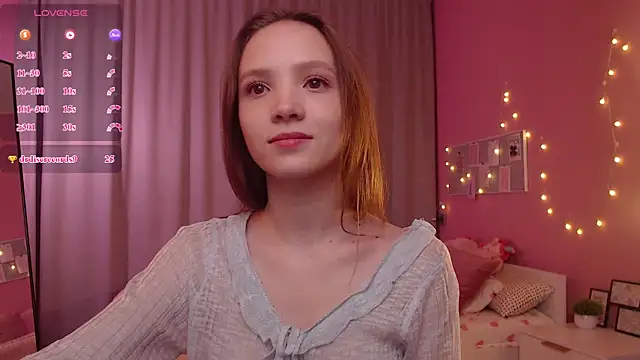 Adria Arjona online show from 06/13/26, 07:50