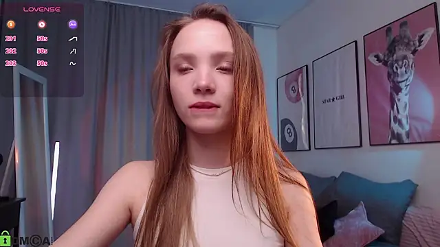 Snapshot of Adria_Arjona chatting on 07/22/26, 01:08 Adria Arjona online show from 07/22/26, 01:08