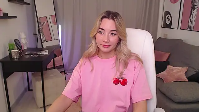 Rosie Mac online show from 11/13/25, 01:04