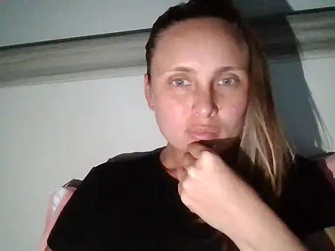 LaManu89 online show from 11/04/25, 01:16