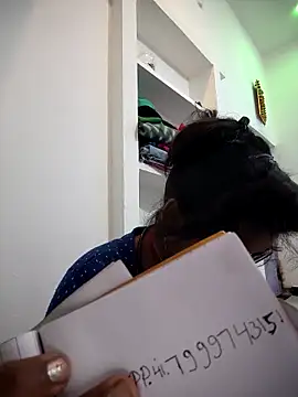 Simmy hot online show from 12/17/25, 04:35