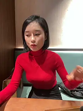 Snapshot of dayi1988 chatting on 11/18/25, 08:41 dayi1988 online show from 11/18/25, 08:41