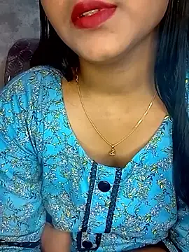 Snapshot of Neha533 chatting on 11/10/25, 05:45 Neha533 online show from 11/10/25, 05:45