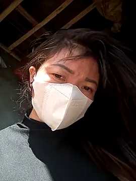 Snapshot of Mami_xxx chatting on 11/29/25, 03:42 Mami xxx online show from 11/29/25, 03:42