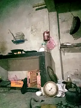 Snapshot of Mami_xxx chatting on 12/14/25, 11:37 Mami xxx online show from 12/14/25, 11:37