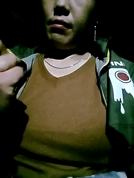 Snapshot of Sara_pusyy chatting on 11/06/25, 06:20 Sara pusyy online show from 11/06/25, 06:20