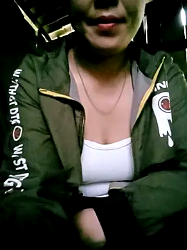 Snapshot of Sara_pusyy chatting on 11/07/25, 06:24 Sara pusyy online show from 11/07/25, 06:24