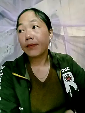 Snapshot of Sara_pusyy chatting on 11/11/25, 01:05 Sara pusyy online show from 11/11/25, 01:05