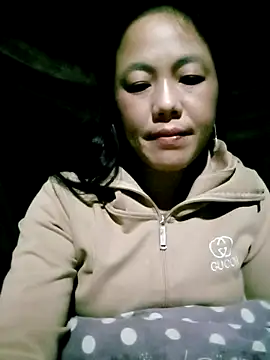 Snapshot of Sara_pusyy chatting on 11/12/25, 02:28 Sara pusyy online show from 11/12/25, 02:28