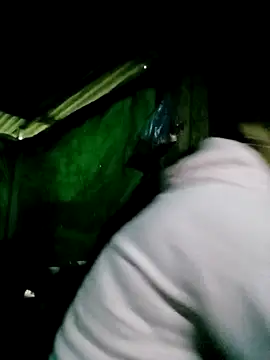 Snapshot of Sara_pusyy chatting on 11/17/25, 09:37 Sara pusyy online show from 11/17/25, 09:37