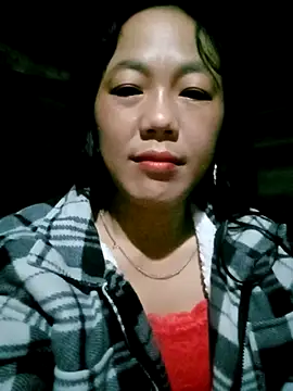 Snapshot of Sara_pusyy chatting on 11/17/25, 09:42 Sara pusyy online show from 11/17/25, 09:42