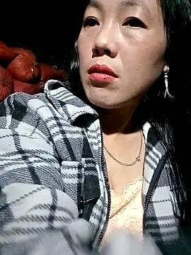 Snapshot of Sara_pusyy chatting on 11/20/25, 12:38 Sara pusyy online show from 11/20/25, 12:38