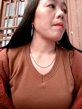 Snapshot of Sara_pusyy chatting on 11/27/25, 08:27 Sara pusyy online show from 11/27/25, 08:27