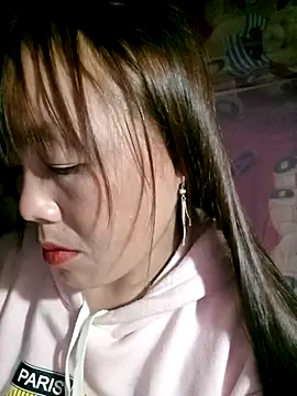 Snapshot of Sara_pusyy chatting on 12/18/25, 05:02 Sara pusyy online show from 12/18/25, 05:02