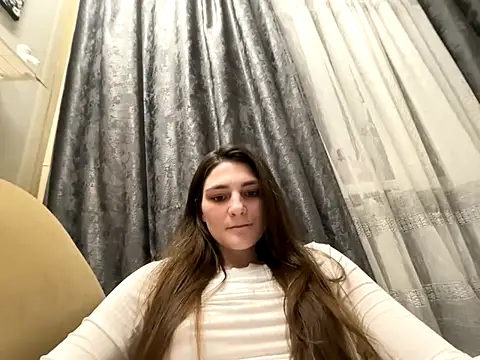 HelgaMun online show from 11/13/25, 05:56