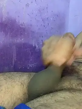 Snapshot of hotman29 chatting on 11/07/25, 12:21 hotman29 online show from 11/07/25, 12:21