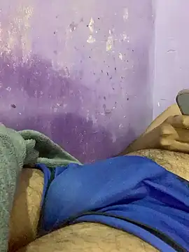 Snapshot of hotman29 chatting on 11/15/25, 09:21 hotman29 online show from 11/15/25, 09:21