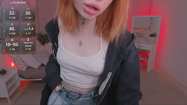 NaomiRosss online show from 11/11/25, 11:21