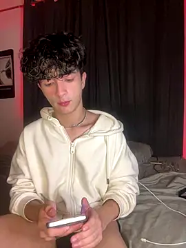 Snapshot of lion_cherry21 chatting on 11/25/25, 07:19 lion cherry21 online show from 11/25/25, 07:19